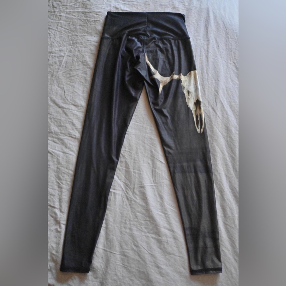 Teeki Yoga Leggings Skull Pattern